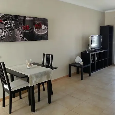 Modern And Nice Apartment Tías