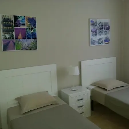 Modern And Nice Apartment Lejlighed